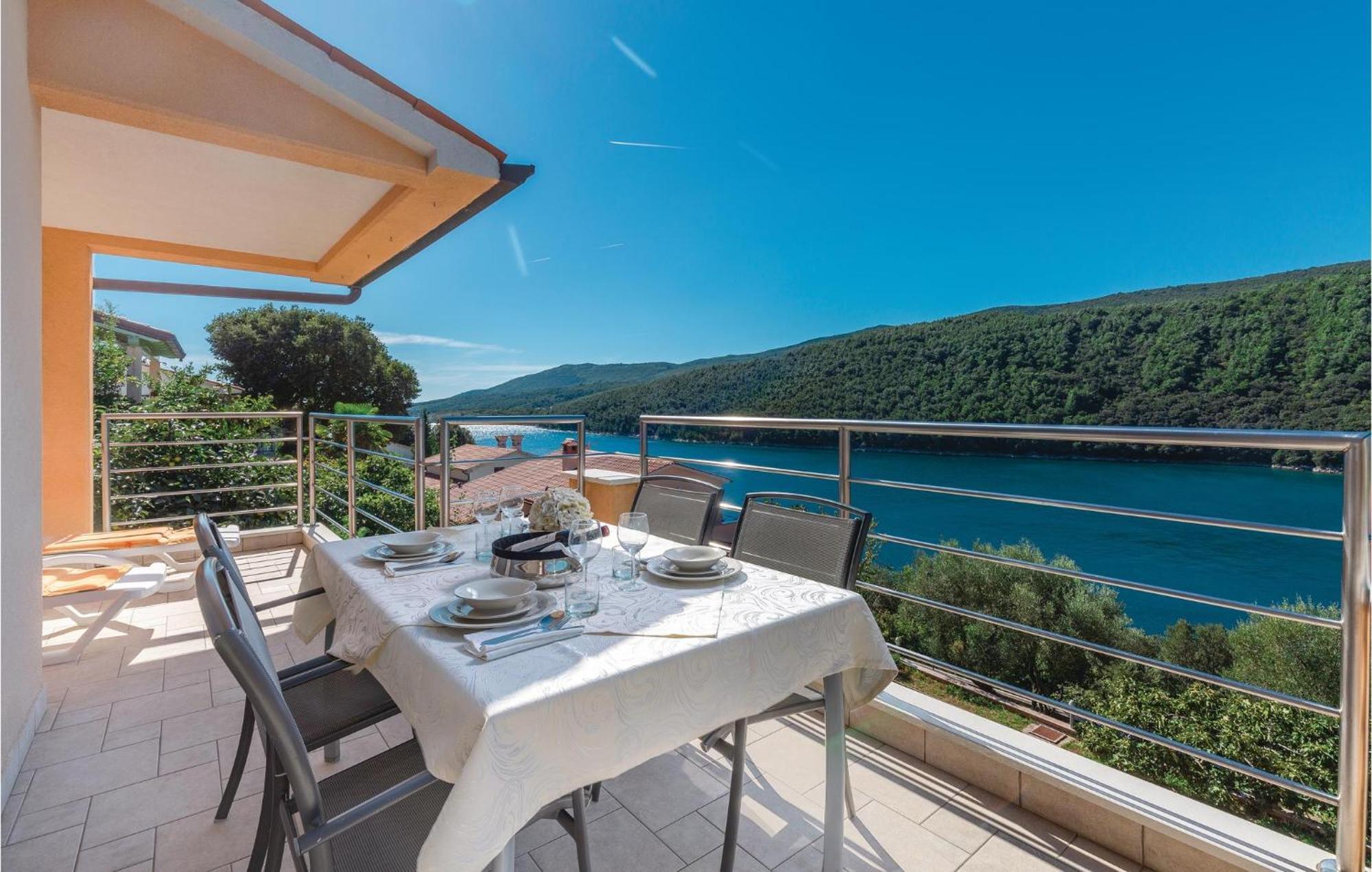 Gorgeous Apartment In Labin With Kitchen Экстерьер фото